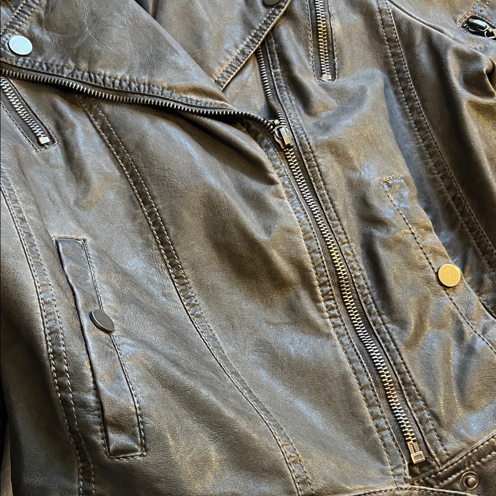 Beulah Gray Shell Motto Jacket - Picture 9 of 11